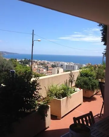 Relaxing Place With Wonderful View...Calme Avec Vue Magnifique Sur La Baie Des Anges, Mais En Campagne A 12 Minutes De La Promenade Des Anglais-2
