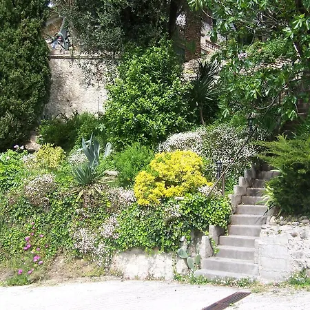 Castel Enchante-2
